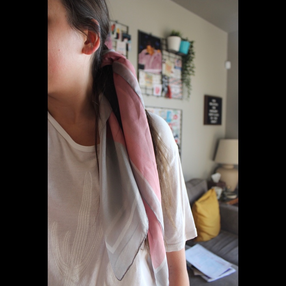 bray&pink silk scarf